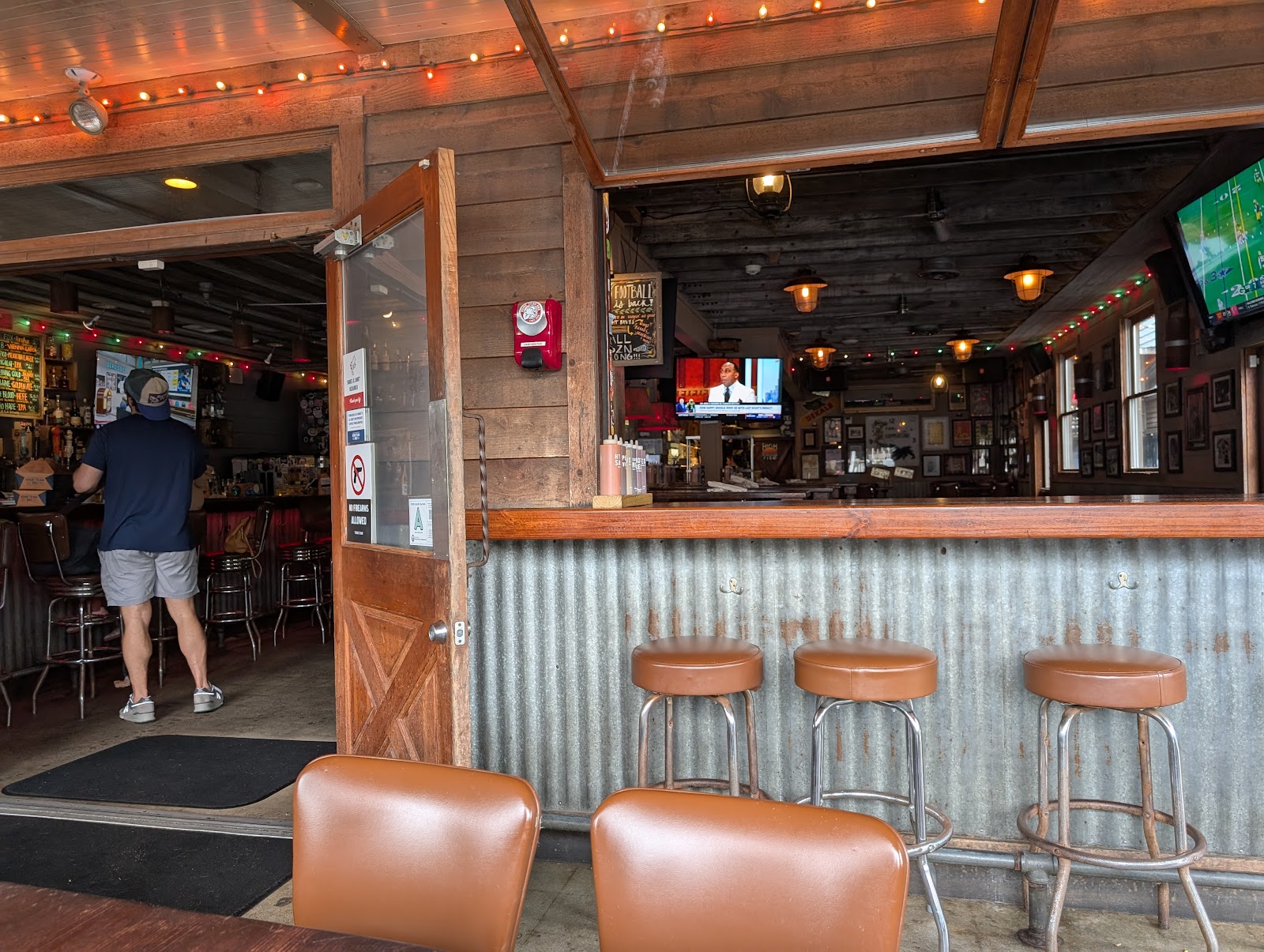 Home Team BBQ — Restaurants in sullivans-island