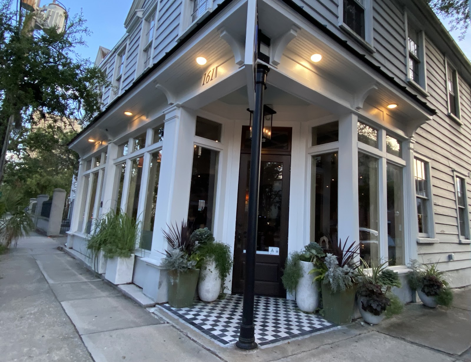 Volpe's — Restaurants in downtown