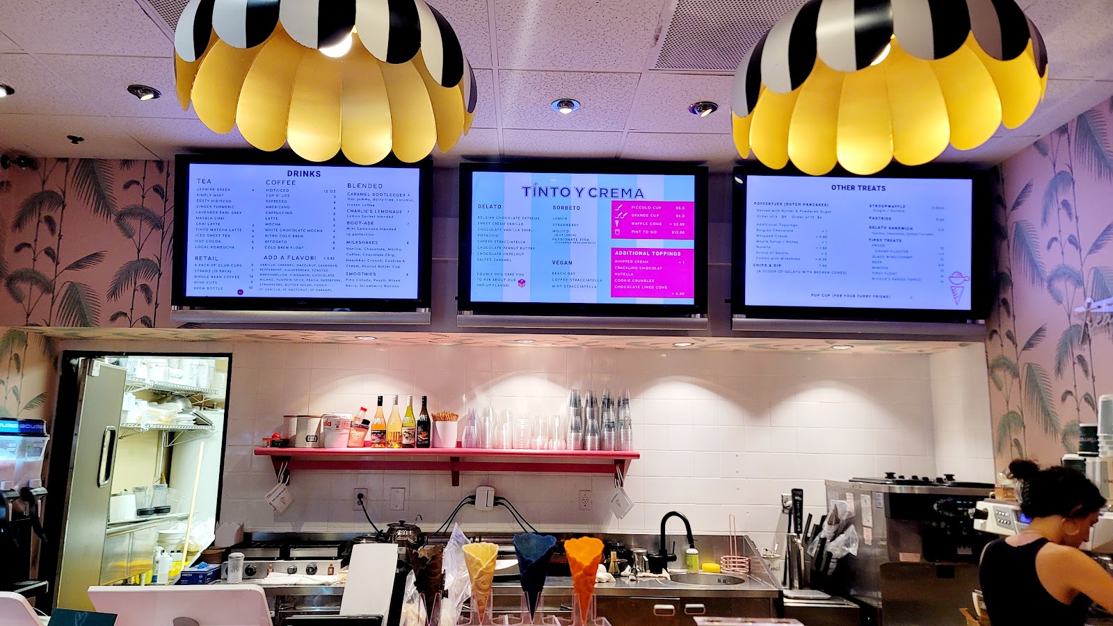 Tinto y Crema — Coffee Shop in Downtown, Charleston, SC