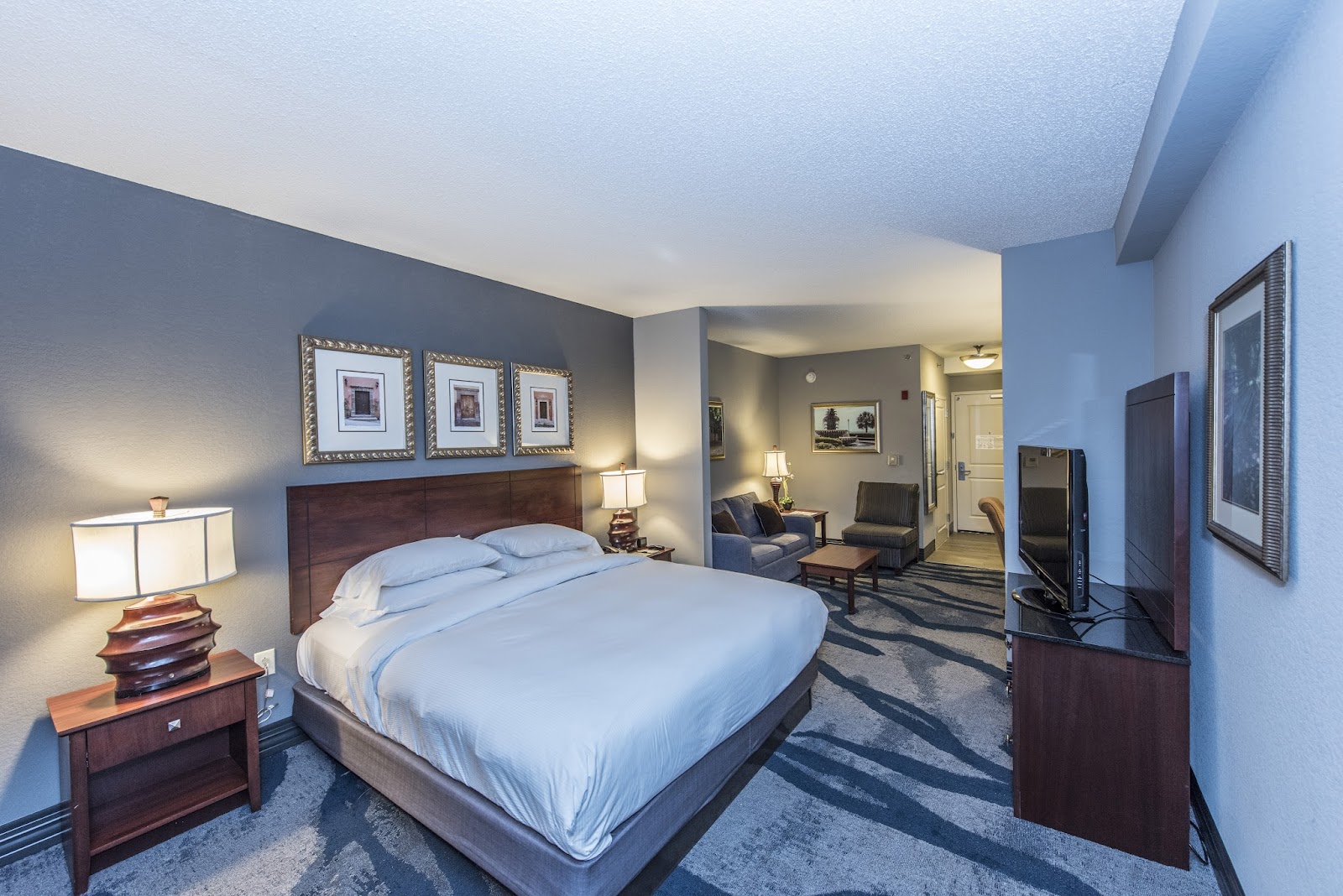 DoubleTree by Hilton Hotel North Charleston - Convention Center — Hotel in North Charleston, Charleston, SC