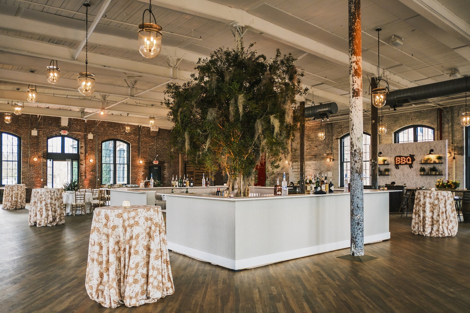 Loluma — Wedding Pro in Downtown, Charleston, SC