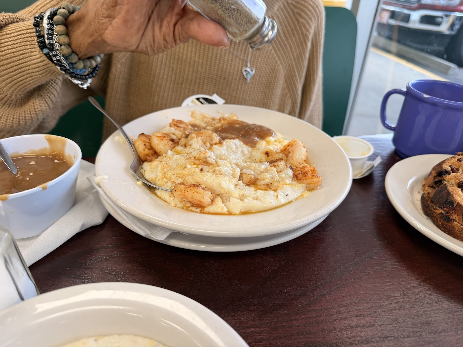 Bear E Patch Cafe West — Restaurant in West Ashley, Charleston, SC