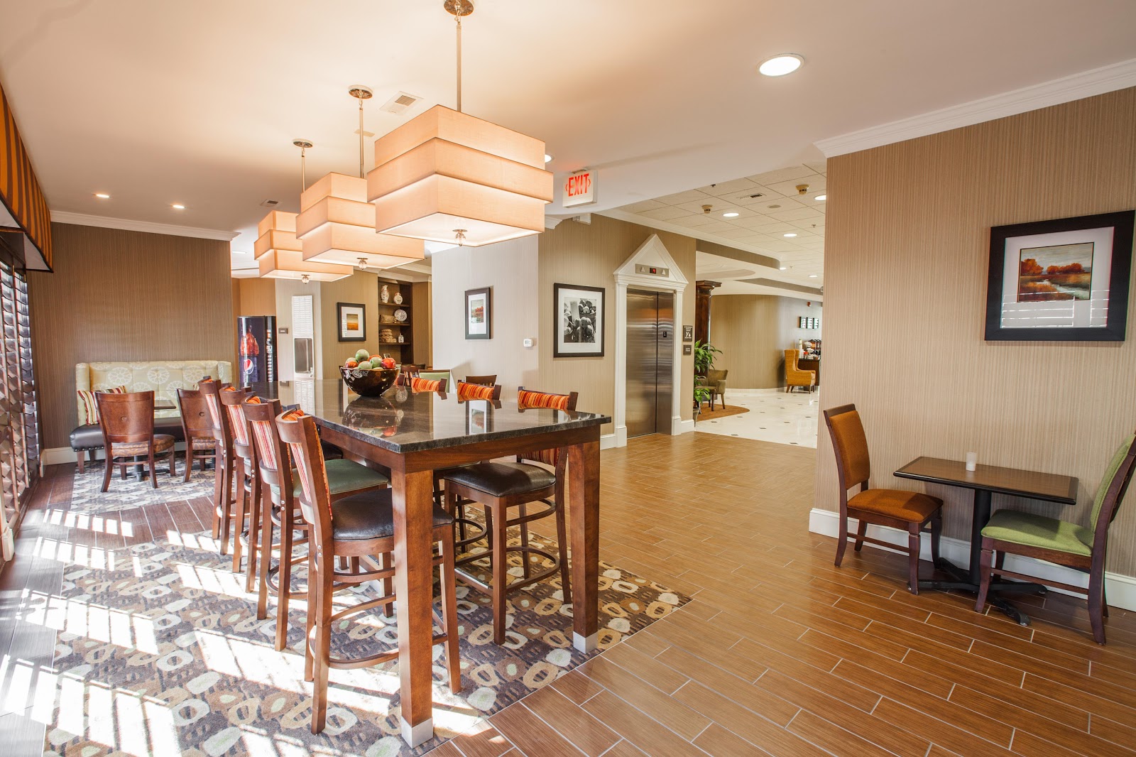 Hampton Inn Charleston-North — Hotel in Hanahan, Charleston, SC