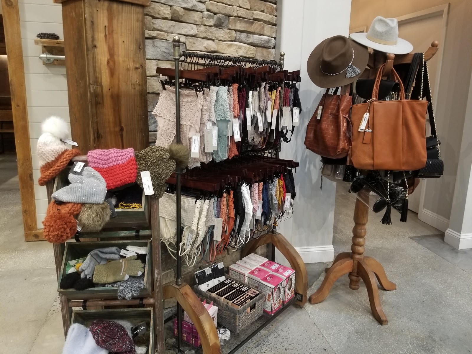 Lizard Thicket Boutique — Shop in Mount Pleasant, Charleston, SC