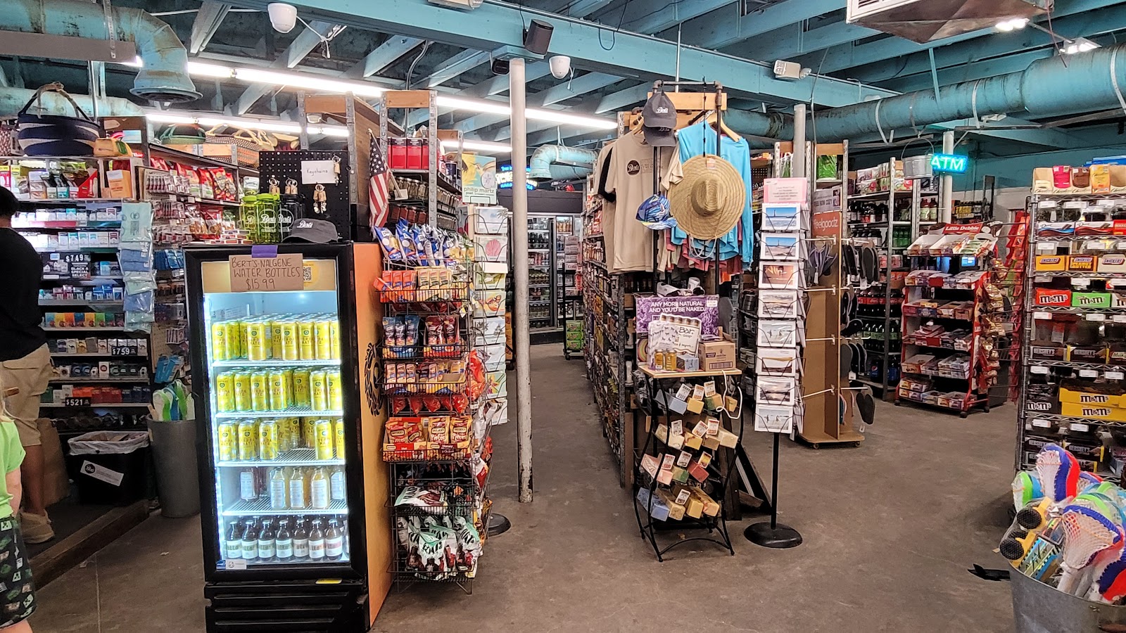 Bert's Market — Restaurants in folly