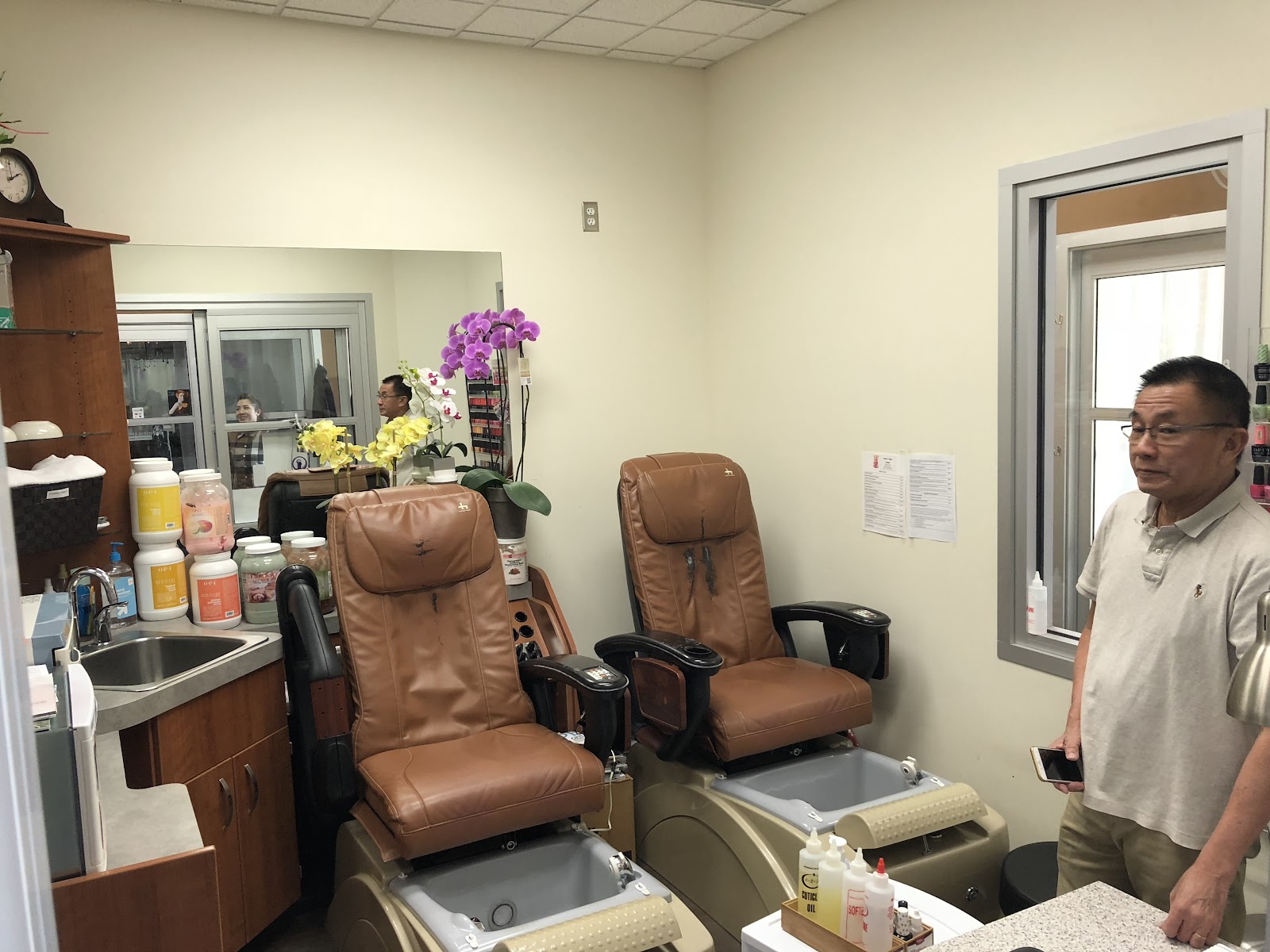 Sola Salons — Wellness Spot in Mount Pleasant, Charleston, SC