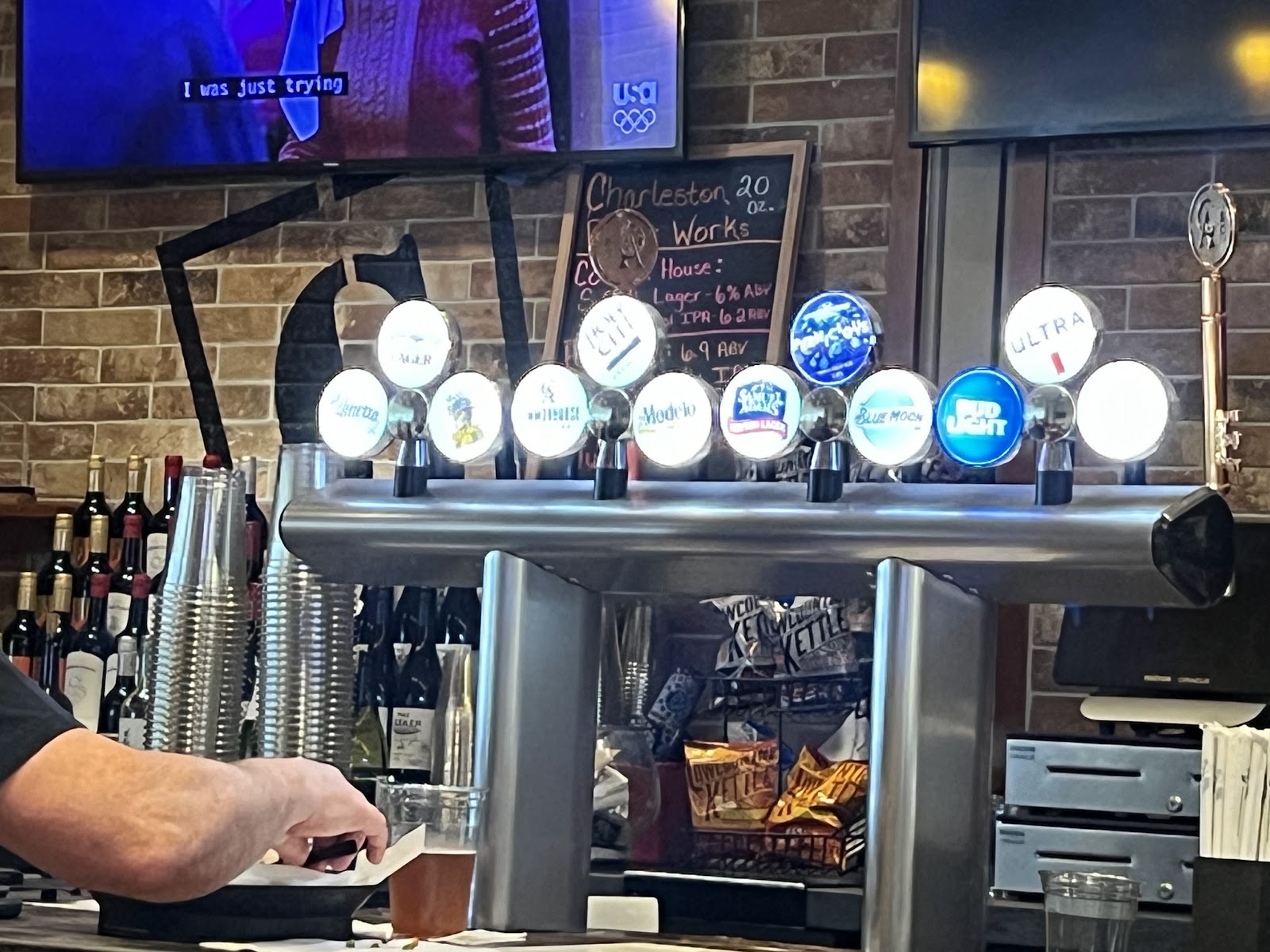 Charleston Beer Works — Bar in Hanahan, Charleston, SC