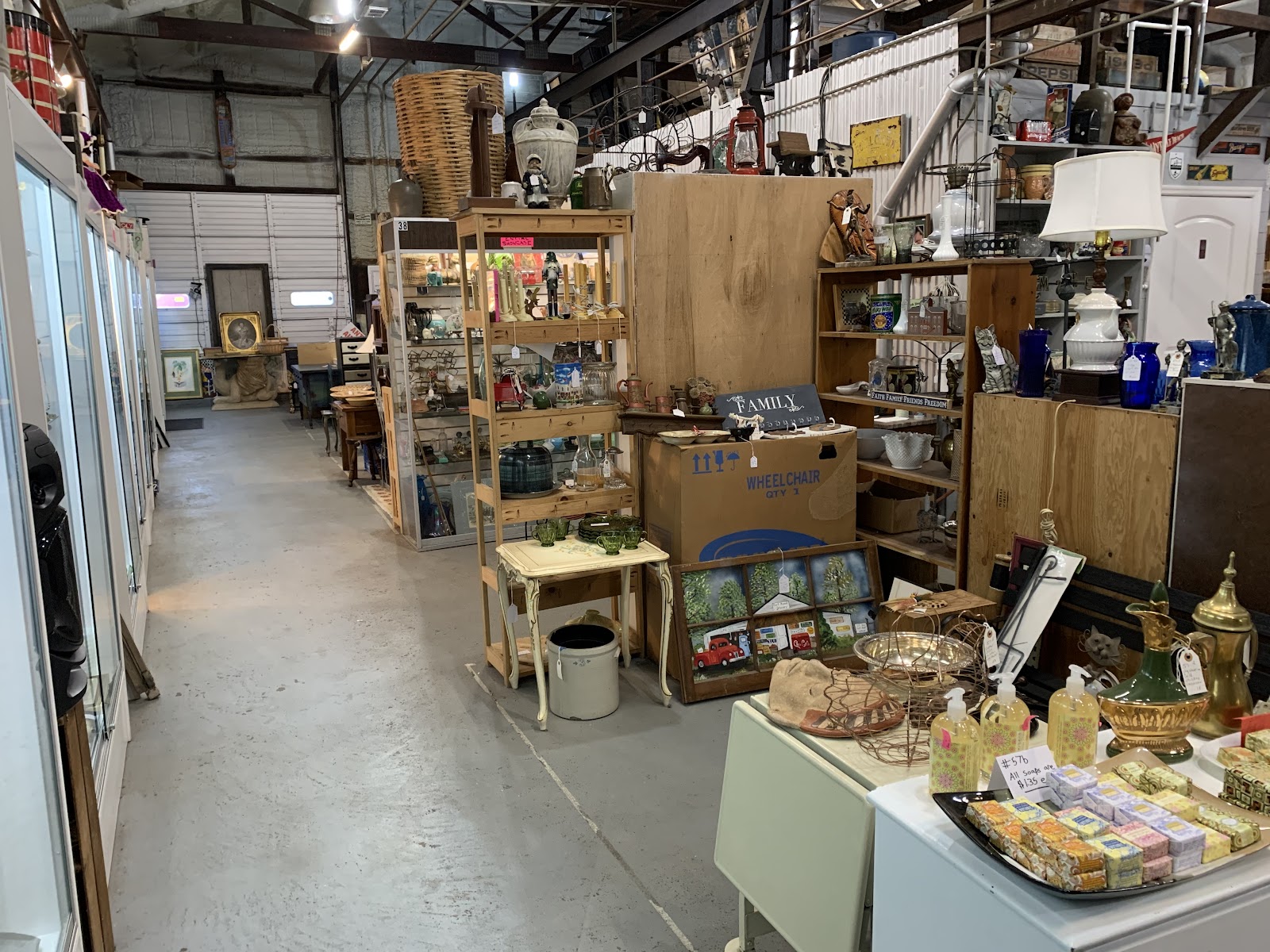 Auction Charleston Antique Mall — Shop in Summerville, Charleston, SC