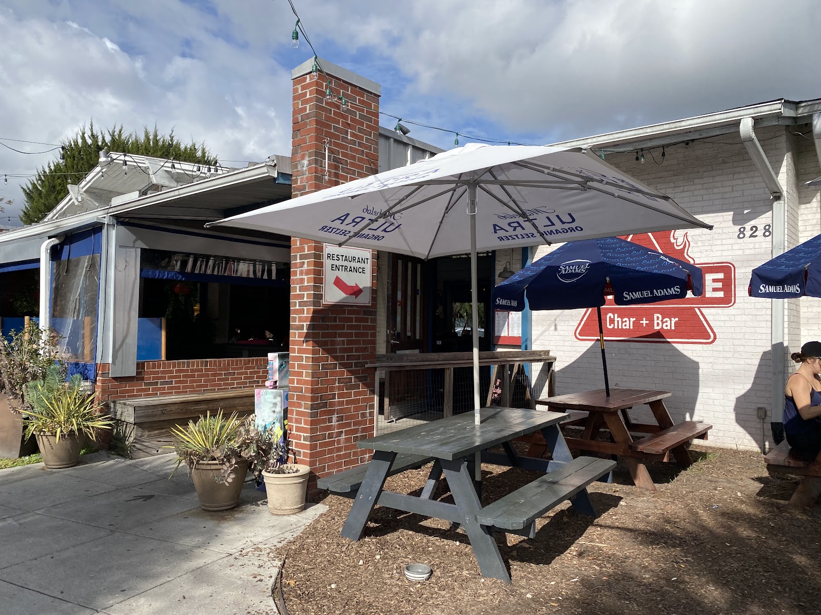 Triangle Char & Bar — Restaurants in west-ashley