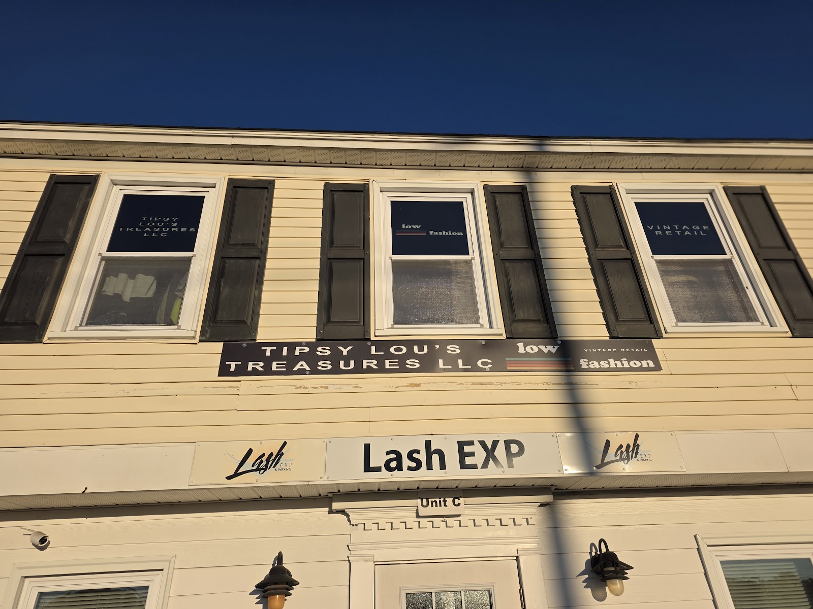 Low Fashion Vintage Retail and Thrift — Shop in Goose Creek, Charleston, SC